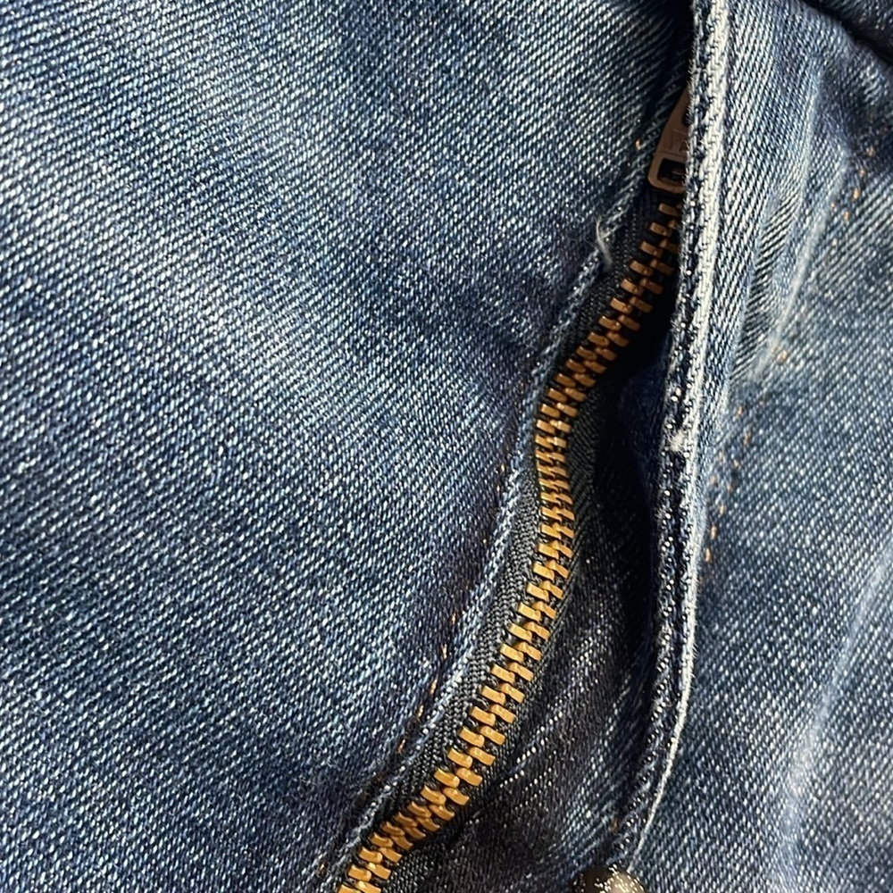 GOOD AMERICAN Good Waist Crop Jeans - Picture 15 of 16